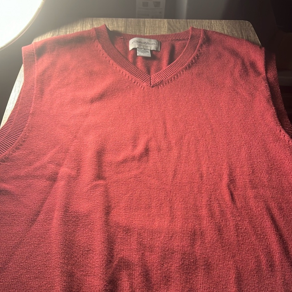 Eddie Bauer Mens V Neck Sweater Vest Color Burgundy Size Large